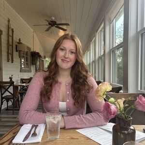 Meet your Posher, Madeline